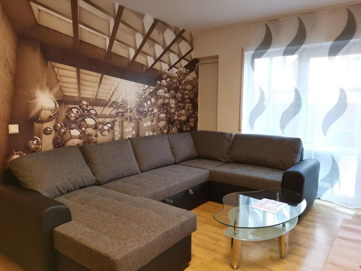 Gute Laune Mit Terrasse Und Garten Zentral Friedrichshafen Bagian luar foto